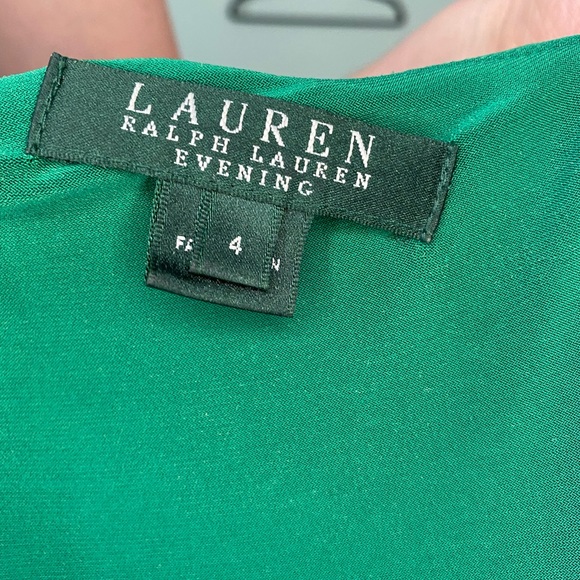 Emerald green formal dress - Picture 7 of 7